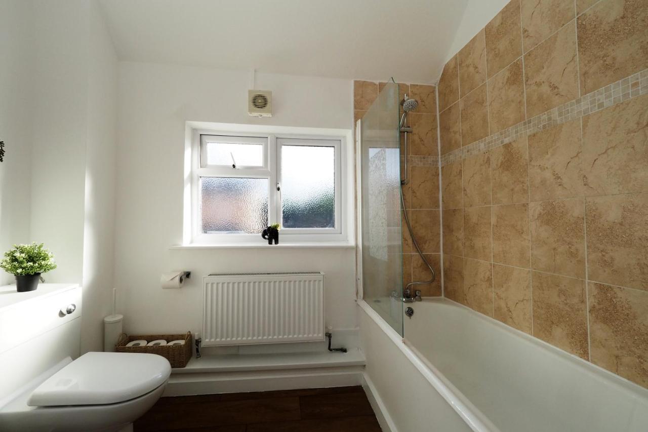Home In Wellesbourne - Contractors - Families - Reduced Rates Zewnętrze zdjęcie