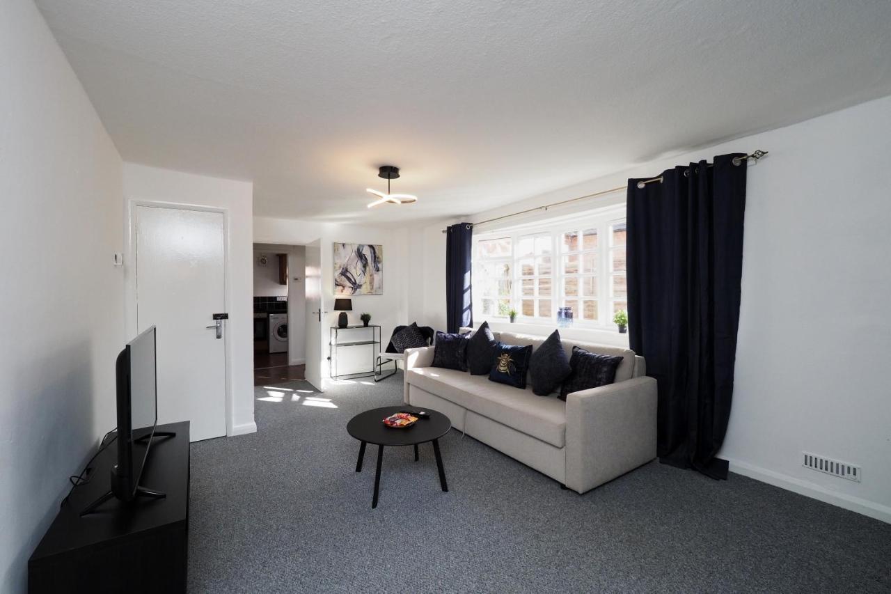Home In Wellesbourne - Contractors - Families - Reduced Rates Zewnętrze zdjęcie
